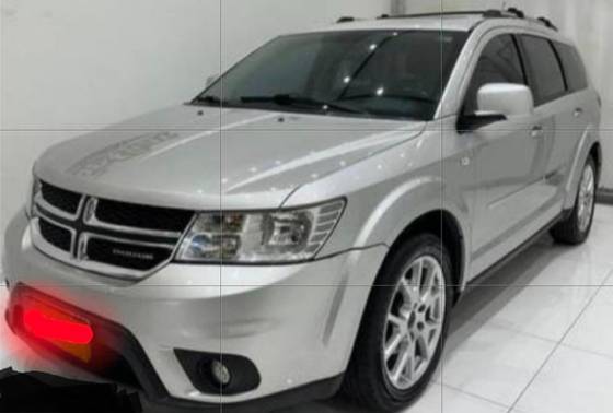 DODGE JOURNEY 3.6 RT V6 GASOLINA 4P AUTOMÁTICO DODGE JOURNEY 3.6 RT V6 GASOLINA 4P AUTOMÁTICO